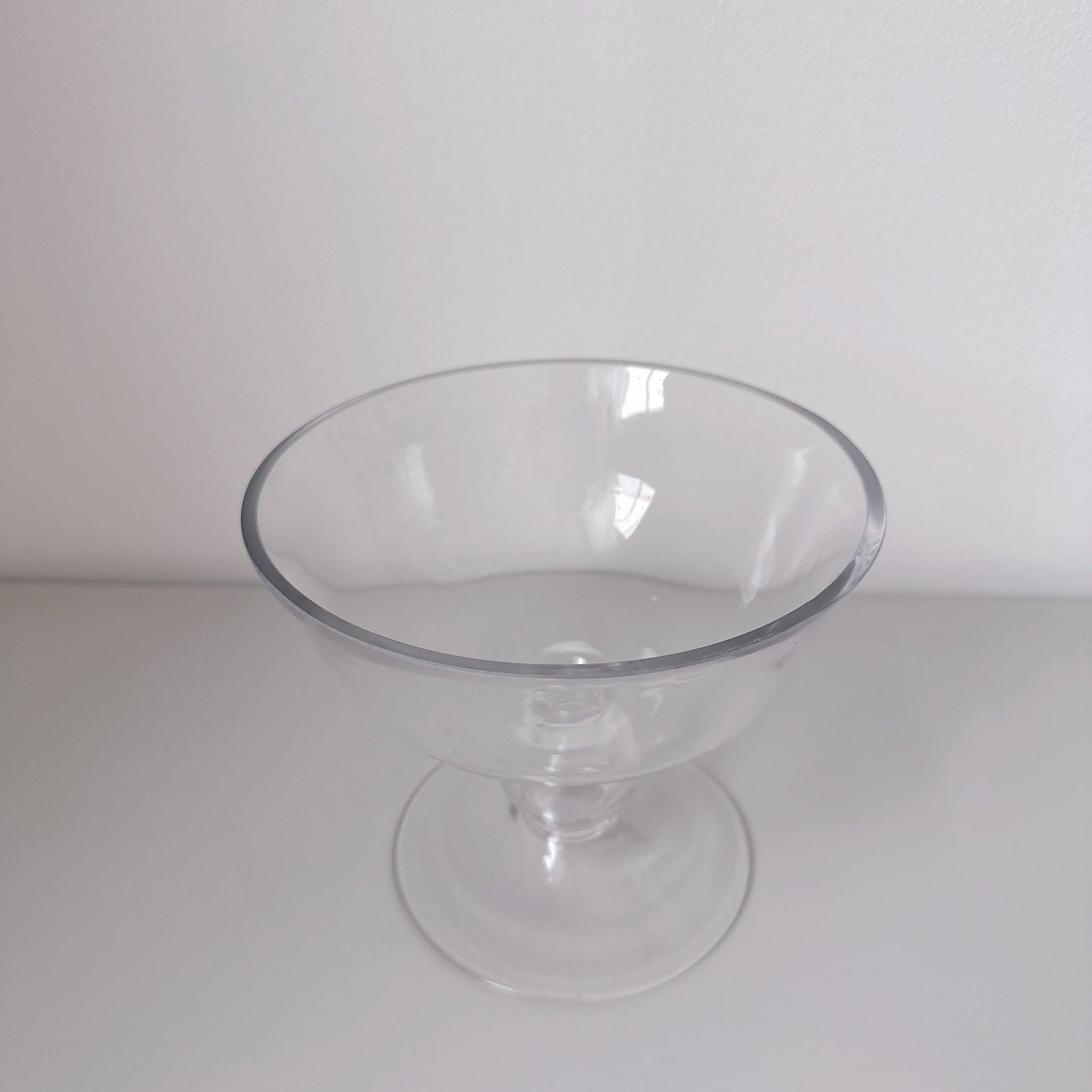 Vase sur pied