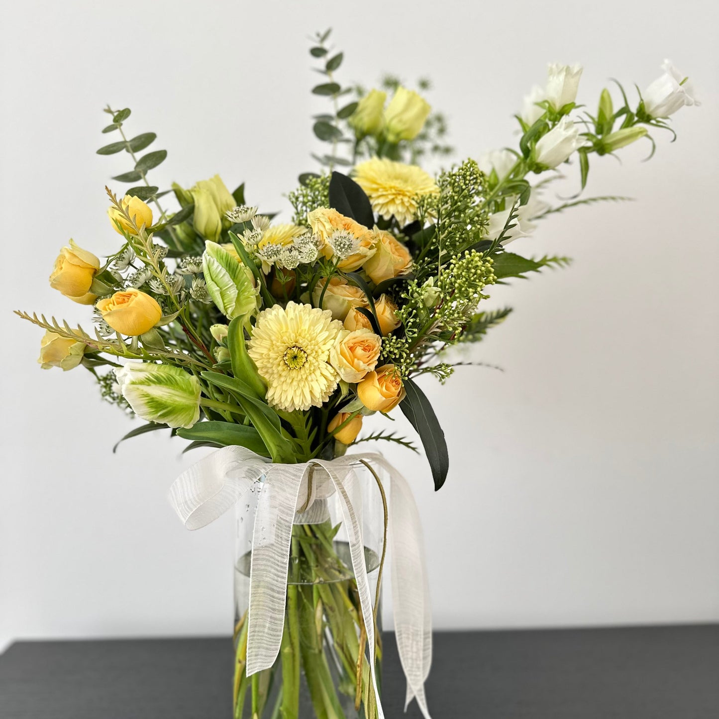 Fleurs attachées à la main - Zeste de citron